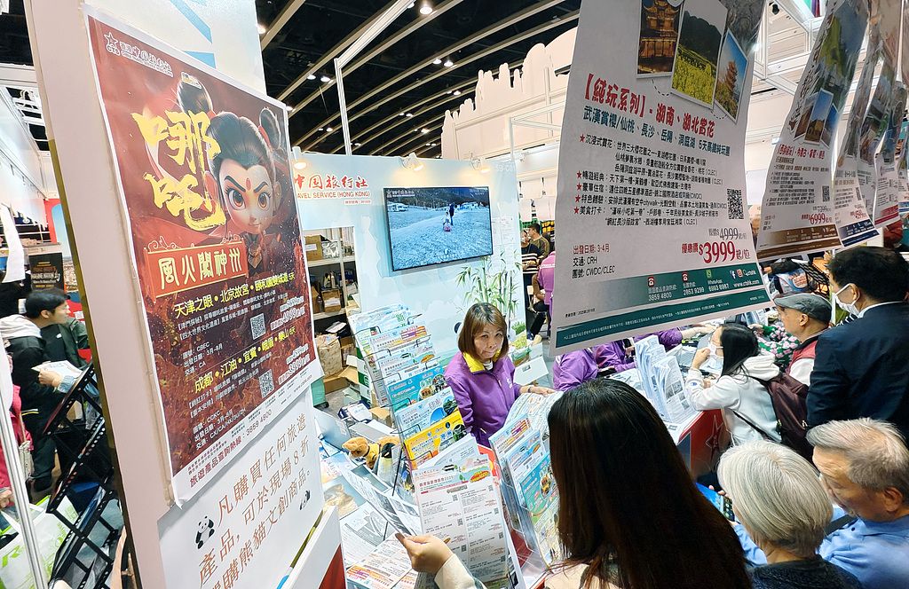 揭秘香港今晚特馬開彩背后的故事，2025年的期待與狂歡，香港特馬開彩背后的故事，2025年的期待與狂歡之夜