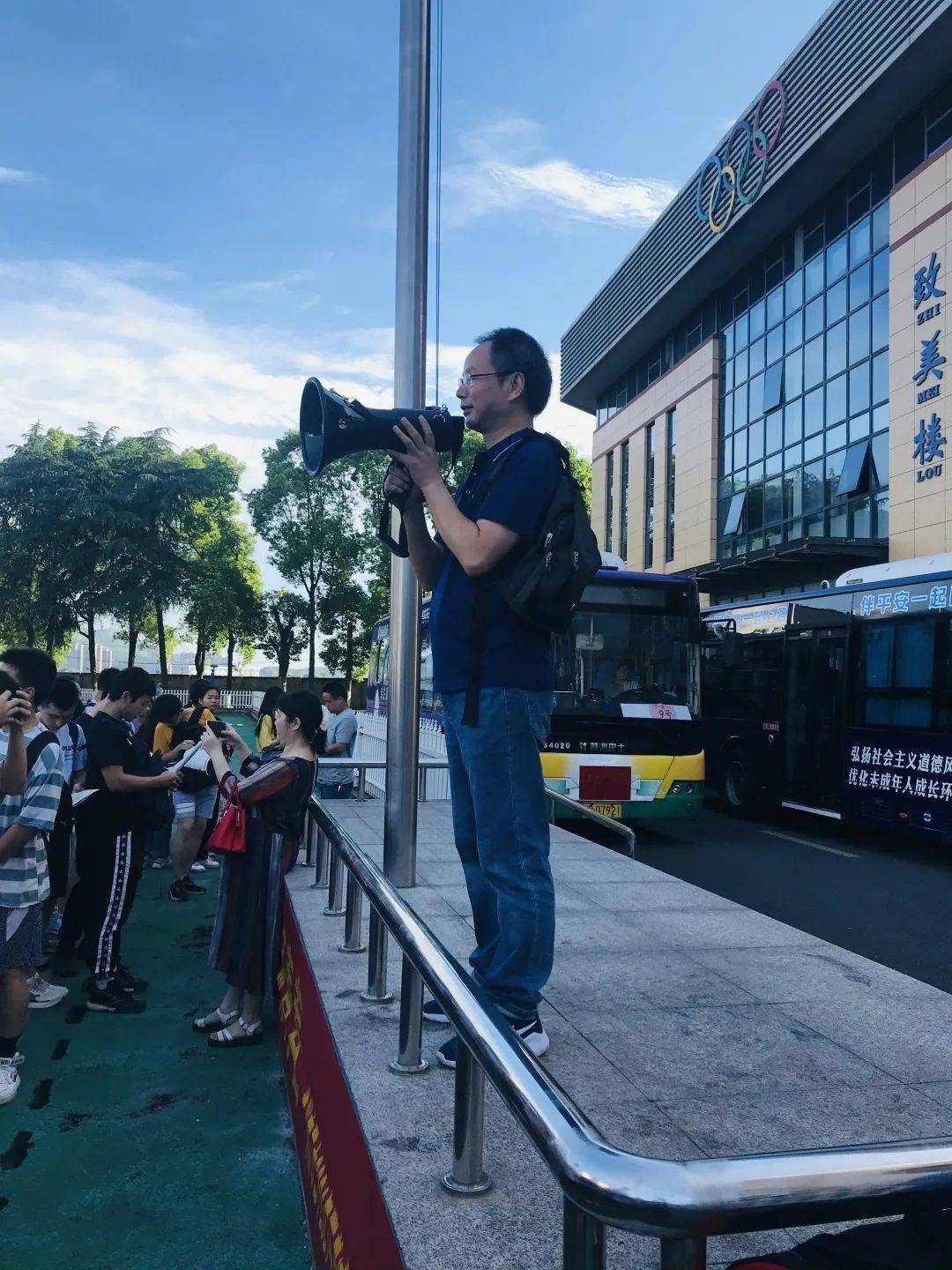 揭秘白小姐三期必出一肖種特之謎，揭秘白小姐三期必出一肖種特秘密