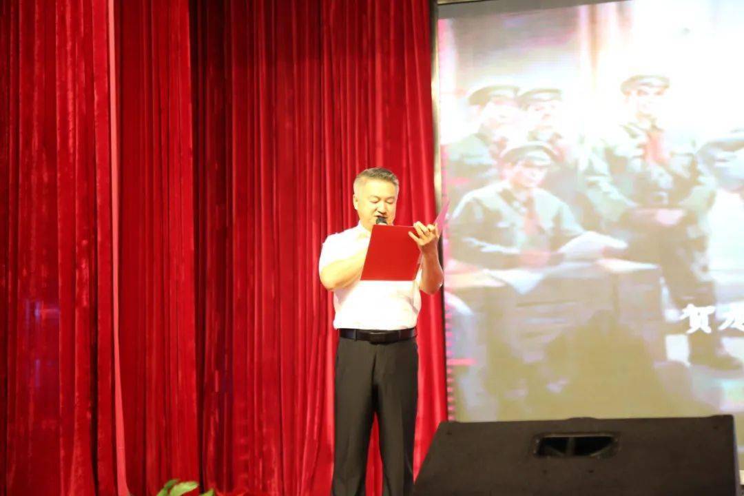澳門一碼一肖，揭秘真相與風險，澳門一碼一肖，真相揭秘與風險警示