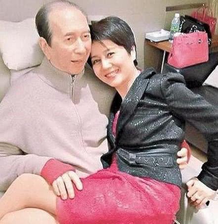 新澳門精準(zhǔn)四肖期期中特公開，深度解讀與探討，澳門精準(zhǔn)四肖期期中特公開深度解讀與探討揭秘